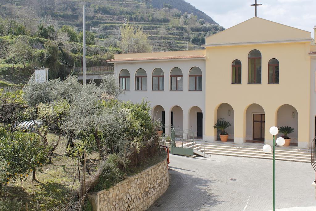 Ancelle Sorrento - Casa D'Accoglienza Hotel Castellammare di Stabia Buitenkant foto