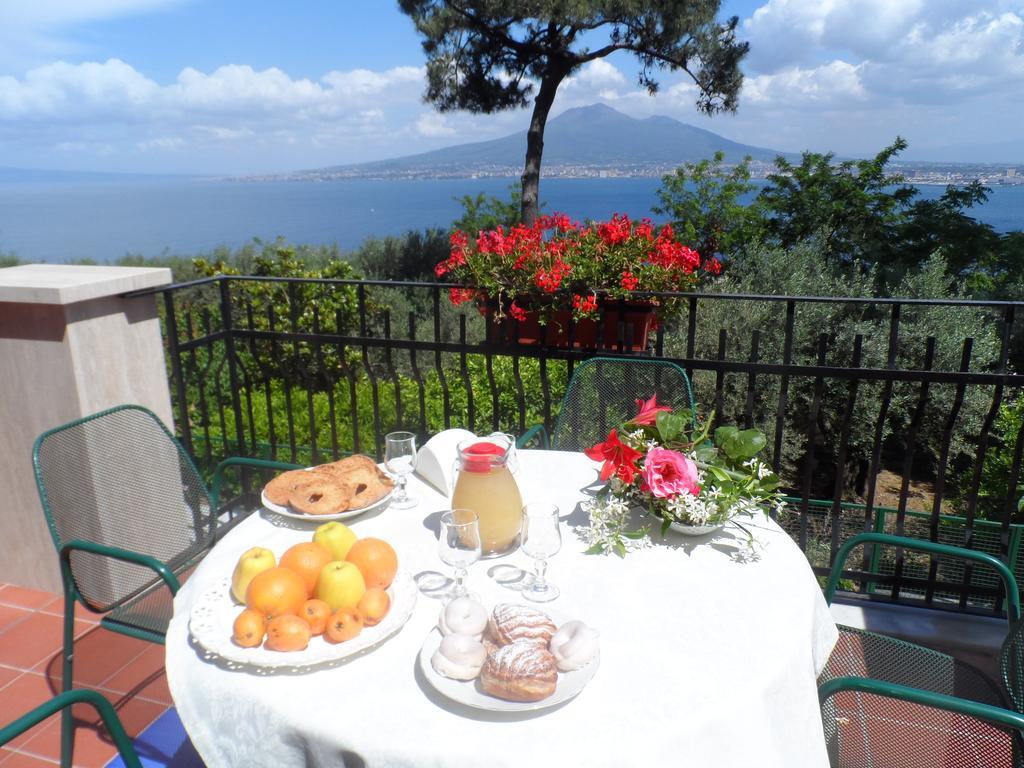 Ancelle Sorrento - Casa D'Accoglienza Hotel Castellammare di Stabia Buitenkant foto